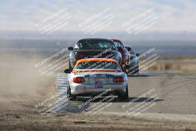 media/Oct-26-2025-CalClub SCCA (Sun) [[8ce1e69566]]/Group 5/Grapevine/